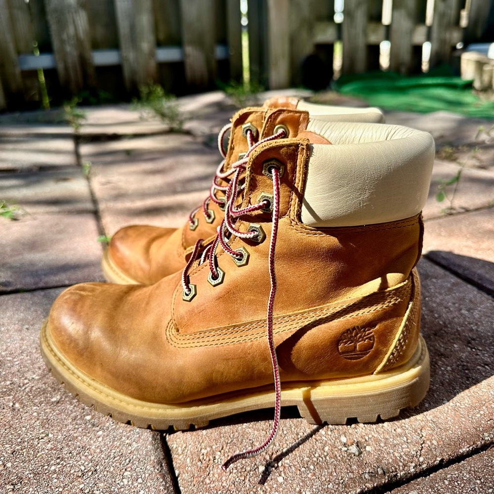 Timberland Boots Women Size 6.5